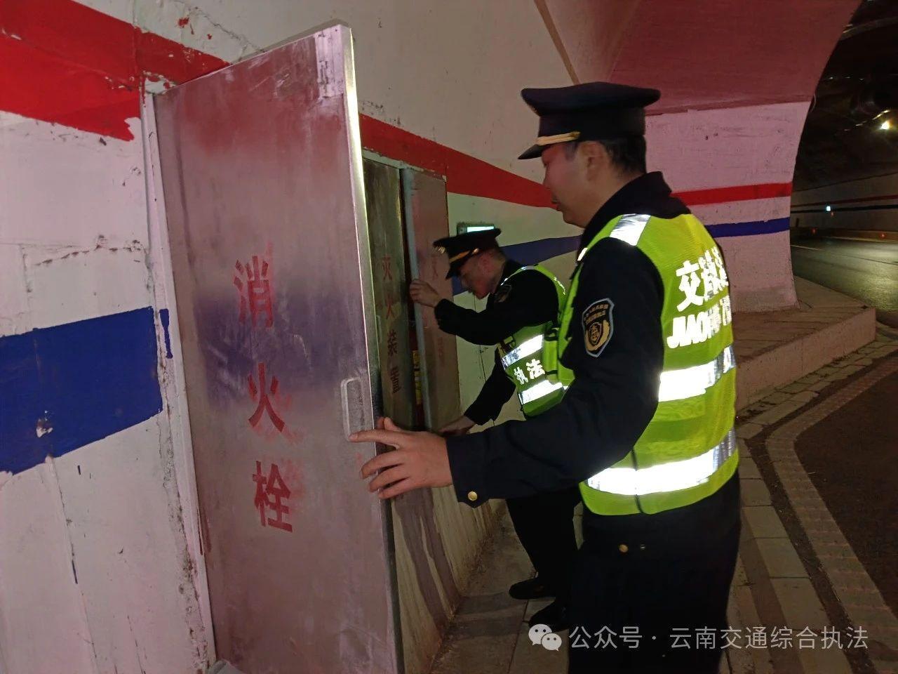 看！普洱支队抗击地震的“交通执法速度”
