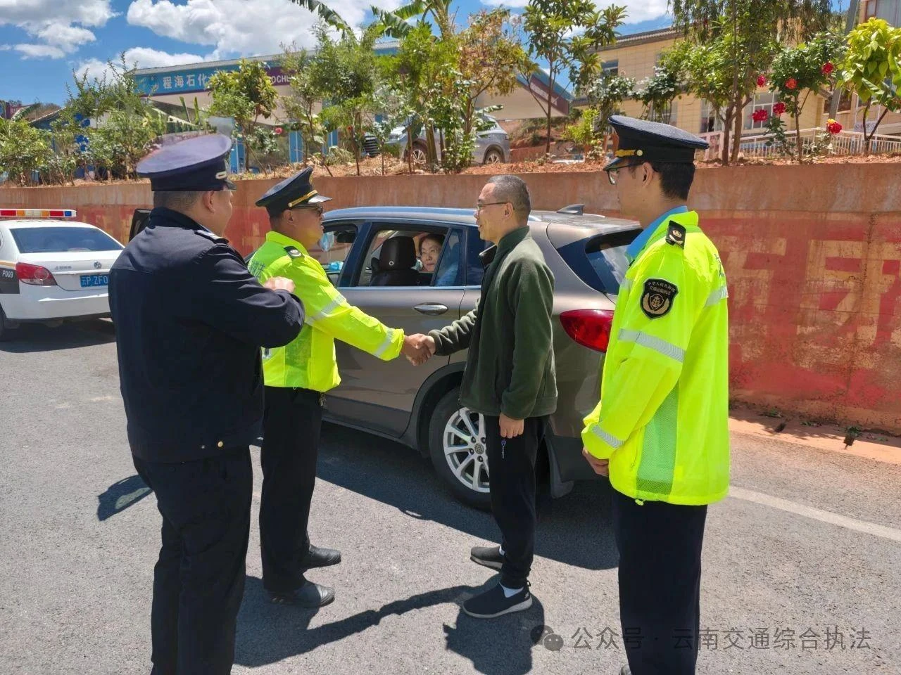 【执法为民】交通执法人员救助服务群众事迹8例
