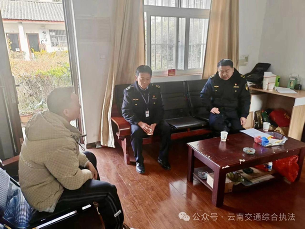 执法为民办实事 让货车司机不再“忧薪”