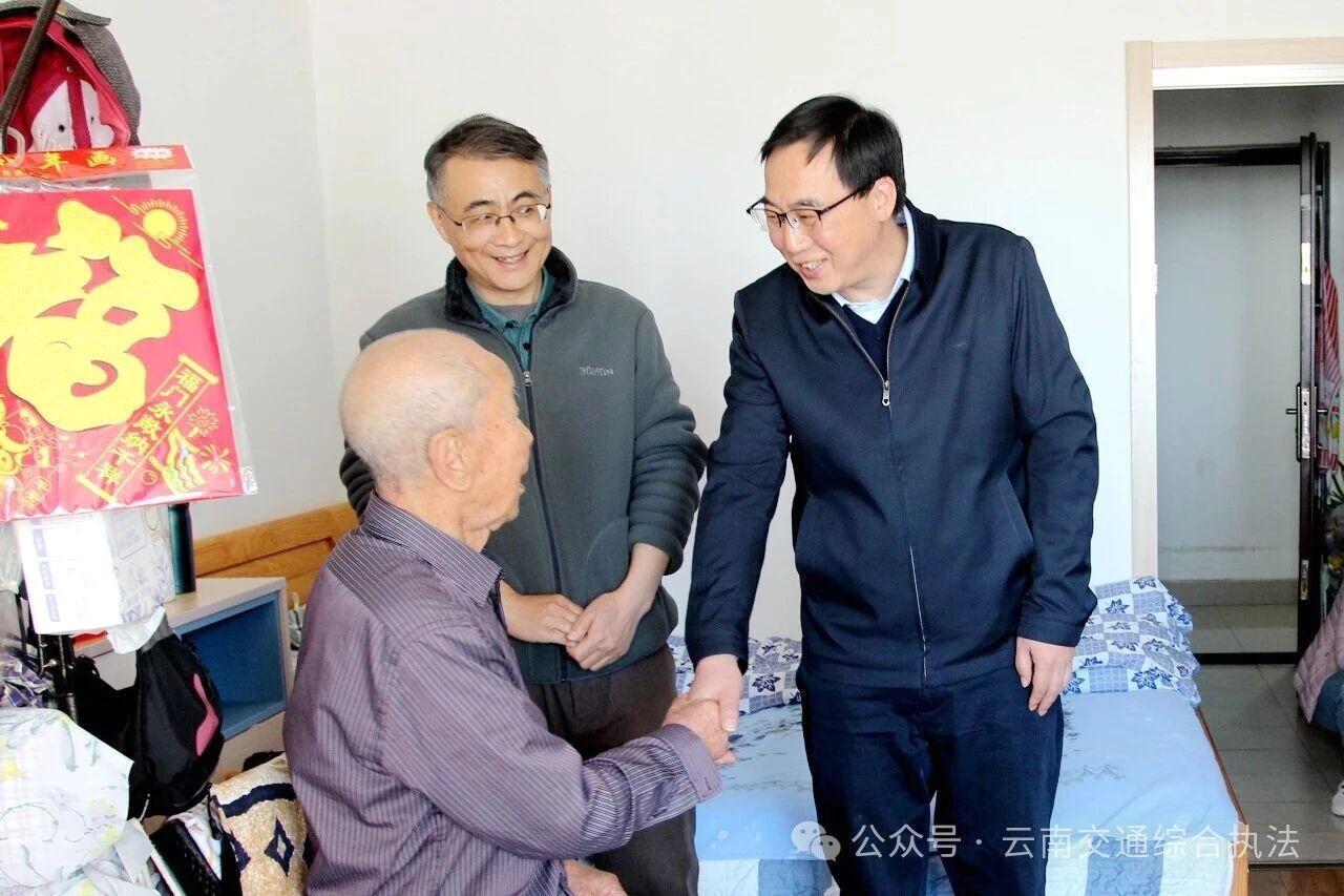 省交通执法局开展新春走访慰问