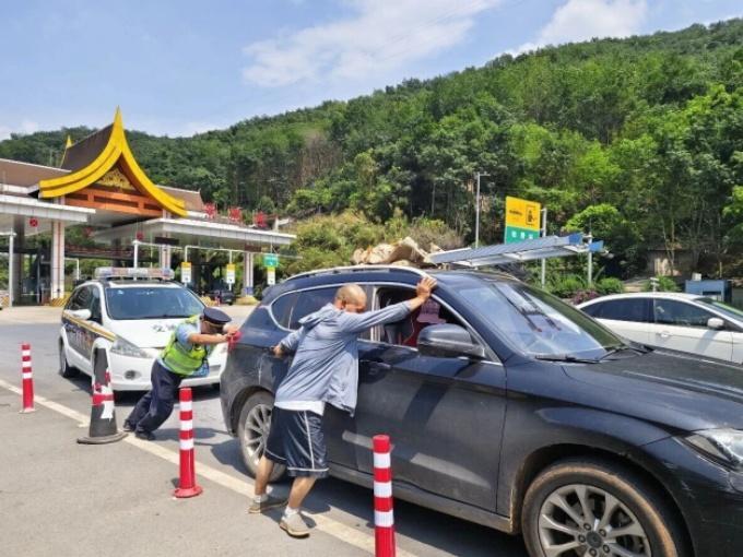 “五一”坚守保畅通 交通执法护平安——省交通执法局一线人员假期为民服务纪实