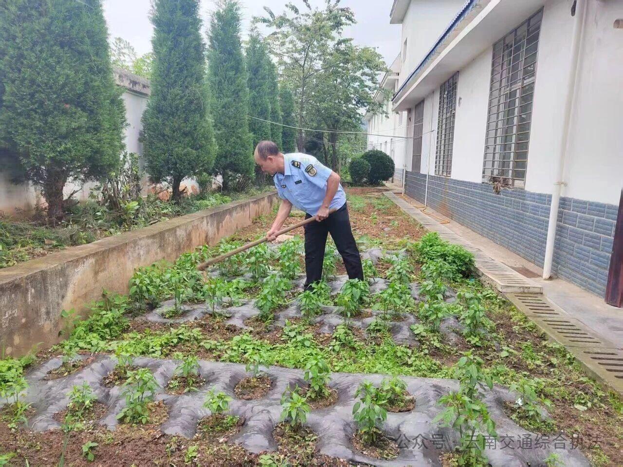 点滴小事显真情 最是平凡暖人心——记昭阳超限运输检测站老同志杜宪朝