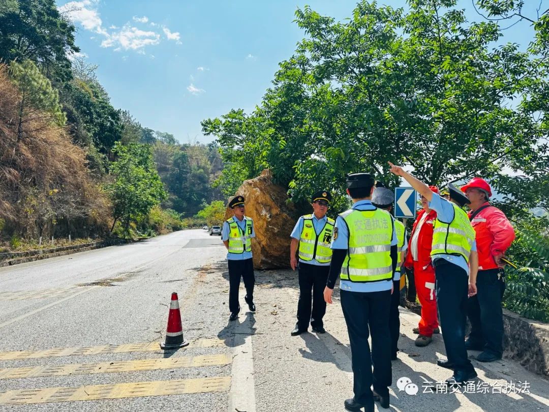 【主题教育】省交通执法局全力保障地震灾区道路安全畅通