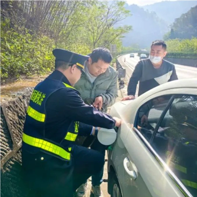 普洱支队的“春运故事”